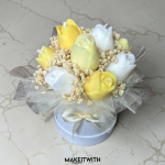 Tulipán Álom – Illatosított Virágbox (sárga-fehér)